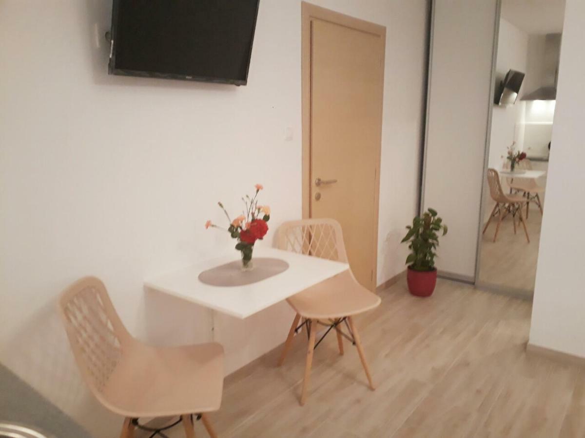 סנג' Apartments Jo מראה חיצוני תמונה
